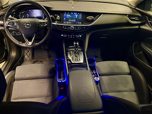 Opel Insignia (3 фото из 4)