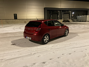 Hyundai i30 (3 foto / 6)