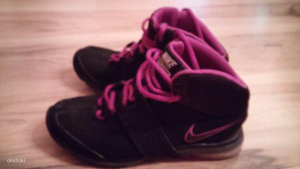 Musta-roosaga Nike tossud s. 36 (foto #1)
