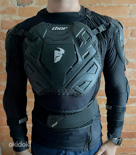 Защита тела thOR Sentry XP + водонепроницаемая куртка эндуро (фото #1)