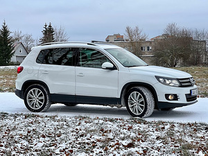 Volkswagen Tiguan Highline Sport (9 foto / 15)