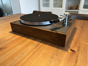 Acoustic Research XA (AR-XA) vinüülplaadimängija (1 foto / 9)