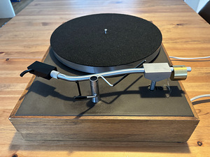 Acoustic Research XA (AR-XA) vinüülplaadimängija (5 foto / 9)
