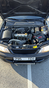 Opel Vectra (10 фото из 11)