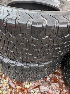 Lamellrehvid 315/70R17 bfgoodrich (2 foto / 2)