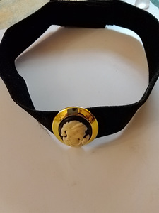 Vintage kaulakoru camee Amuletti musta kangas (4 valokuva sivusta 4)