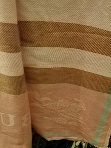 Burberry London 100.cshmiere Scotland (4 valokuva sivusta 5)