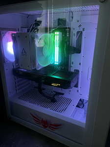 Garantiiga võimas pc // Ryzen 5 9600x / 32GB ddr5 ja muud (1 foto / 3)