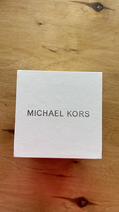 Naiste Michael Kors kellad (1 foto / 3)