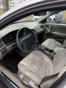 Volvo v70 2002a 120kw (5 foto / 7)