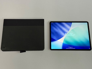 iPad Pro 12.9-inch (6th gen), 256 GB (1 foto / 6)