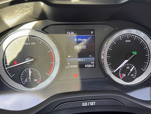 Skoda Kodiaq 1.4 (8 foto / 9)