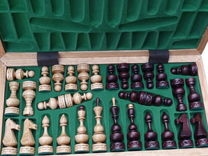 Šahs Chess Debiut nr.145 Ķiršu koka (3 foto no 8)