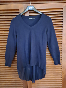 Karen Millen pluus XS (1 foto / 2)