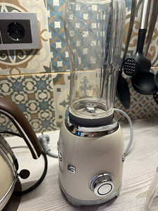 Blender SMEG 300W (6 foto / 6)