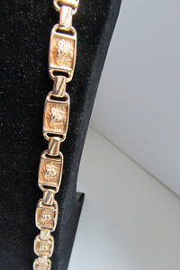 New-Versace-motifs-cast-gold chain-135.96g. (2 фото из 5)