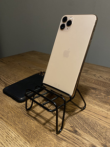 iPhone 11 Pro Max 256 GB, Gold (1 foto / 6)