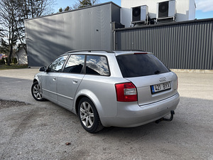Audi A4 1.9 TDi 96 kW M/T (3 foto / 8)