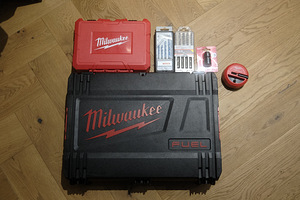 Milwaukee Tööriistakomplekt M18 FPP2T2-502X + muud (1 foto / 2)