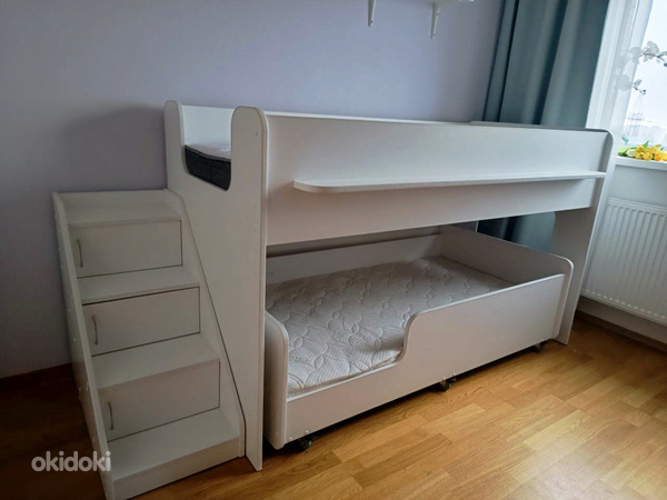 Двухъярусная детская кровать + лестница с ящиками