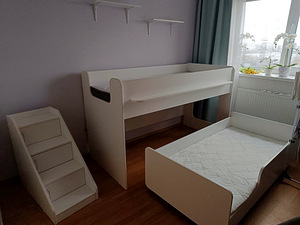 Kahekorruseline lastevoodi + trepp sahtlitega (2 foto / 4)