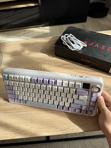 Клавиатура Ajazz Ak820 max (механическая с экраном) (3 фото из 7)