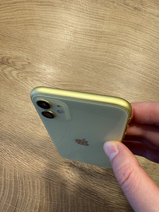 iPhone 11, Yellow, 64GB, Battery 86% (4 foto / 5)