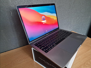 Macbook pro 13" (2016) (1 foto / 3)