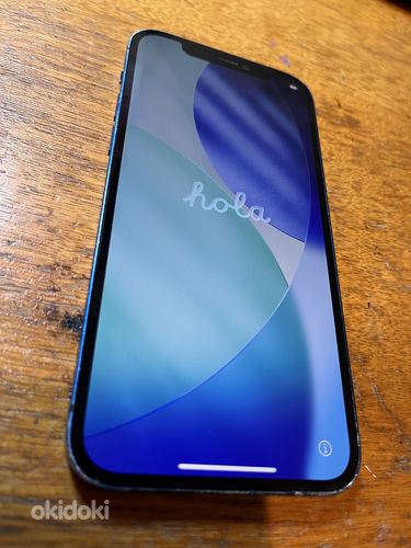 Apple iPhone 12
