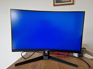 ASUS TUF Gaming VG27WQ1B (3 foto / 6)