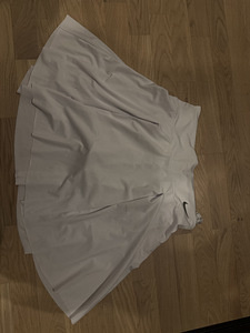 Naiste tenniseseelik (1 foto / 1)