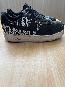 Nike Air Force 1 x Dior (5 фото из 6)