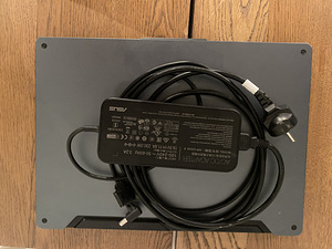 ASUS TUF A15 (2022) – Ryzen 9 / RTX 2060 / 16GB / 1TB /144Hz (4 foto / 9)