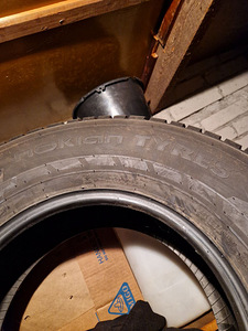 Nokian Nordman 7 SUV 235/75/15 Talv (5 foto / 5)