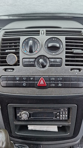 Mercedes Vito Matkabuss (5 foto / 12)
