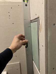 Vajutusmehhanismiga värvitav hooldusluuk (8 foto / 10)