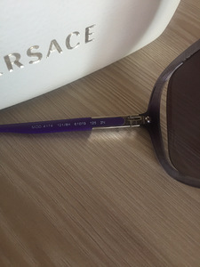Versace paikeseprillid (3 foto / 3)