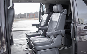 Volkswagen Multivan Highline 2.0 132kW (9 foto / 15)