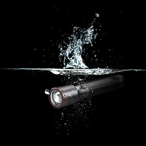 Taskulamp P7R CORE, laetav, IP68, 1400lm, LedLenser (3 foto / 3)