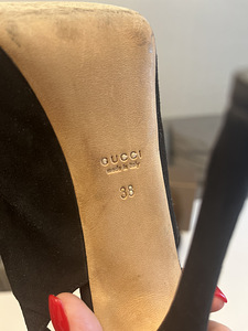 Naiste kingad Gucci, suurus 38 (3 foto / 3)
