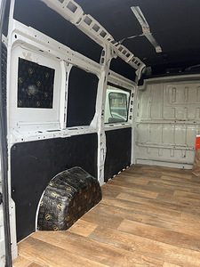 Peugeot Boxer 2.2D 81Kw (9 foto / 9)