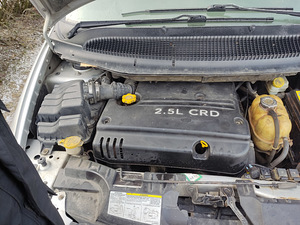 Chrysler Grand Voyager 2.5 CRD 105 kw (8 foto / 8)