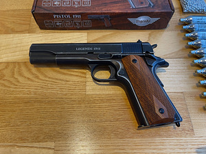 UUS UMAREX LEGENDS M1911 õhupüstol 4,5mm CO2 Blowback (2 foto / 10)