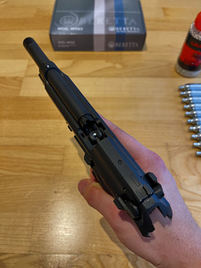 UUS UMAREX BERETTA M9A3 õhkrelv 4,5mm CO2 Blowback (5 foto / 10)