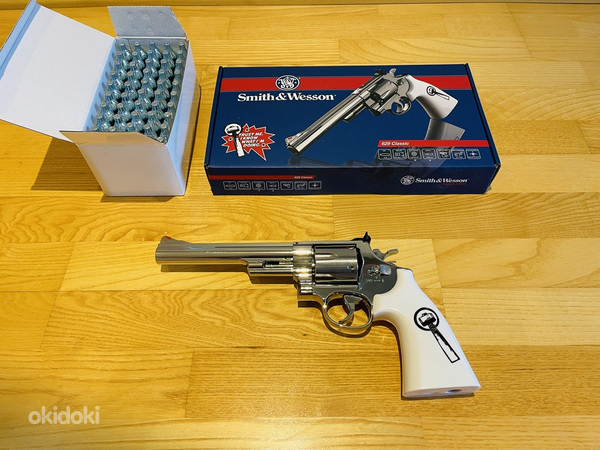 НОВЫЙ UMAREX SMITH & WESSON 629 6,5 CO2 Револьвер