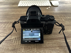Sony A7 II täiskaader hübriidkaamera (5 foto / 8)