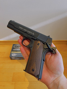 UUS UMAREX Colt 1911 Classic õhupüstol 4,5mm CO2 Blowback (7 foto / 9)