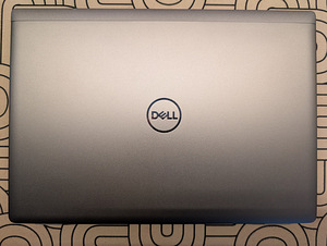 Dell Latitude 7440 (2023) i7-1365u 32GB RAM Touchscreen (9 foto / 10)