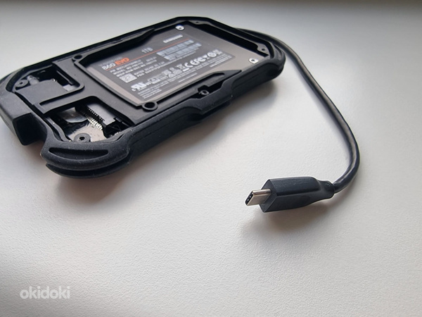 External drives for sale – Samsung / Seagate
