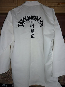 Kimono Dubok Taekvondo 180 cm Unisex (8 foto / 10)